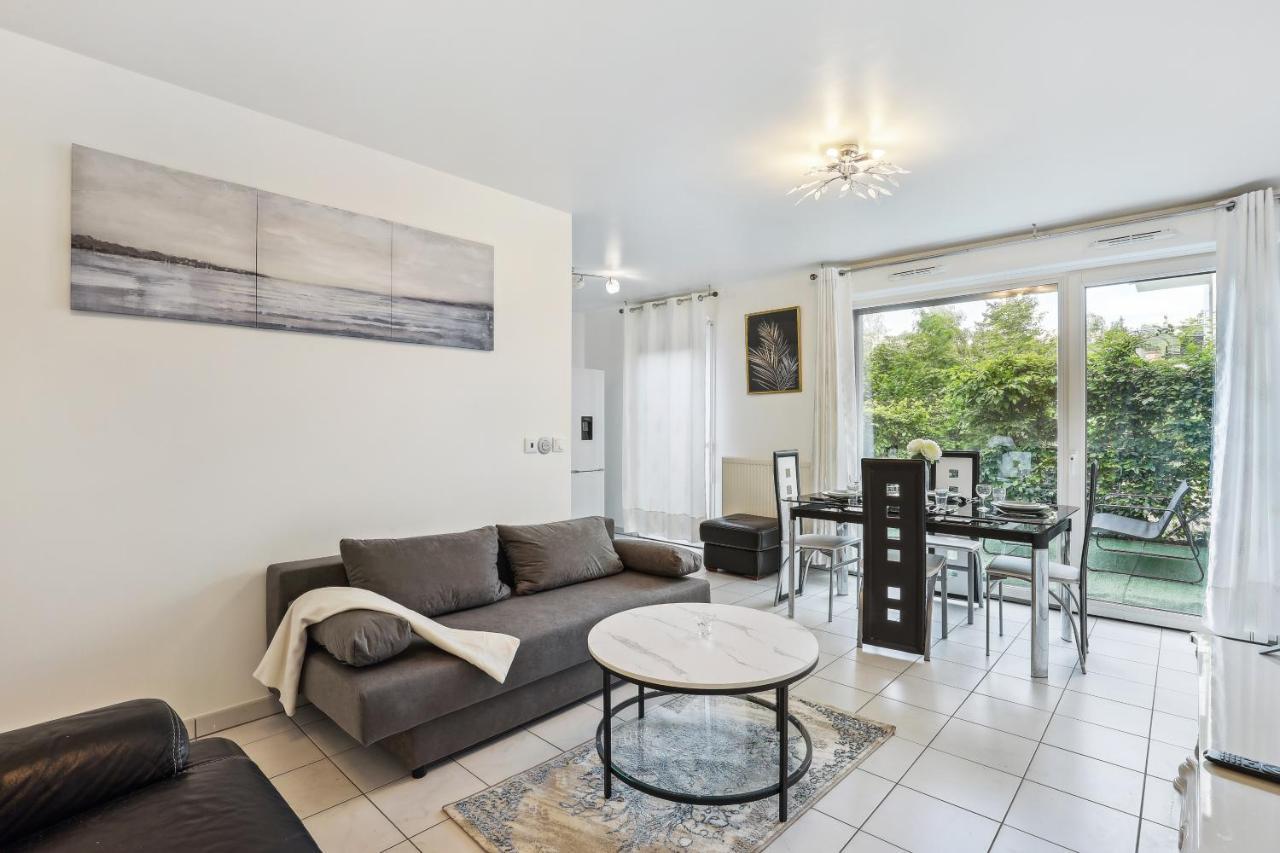 Apart-Chic-Les-Ulis With Balcon, Terrasse And Parking Les Ulis Esterno foto