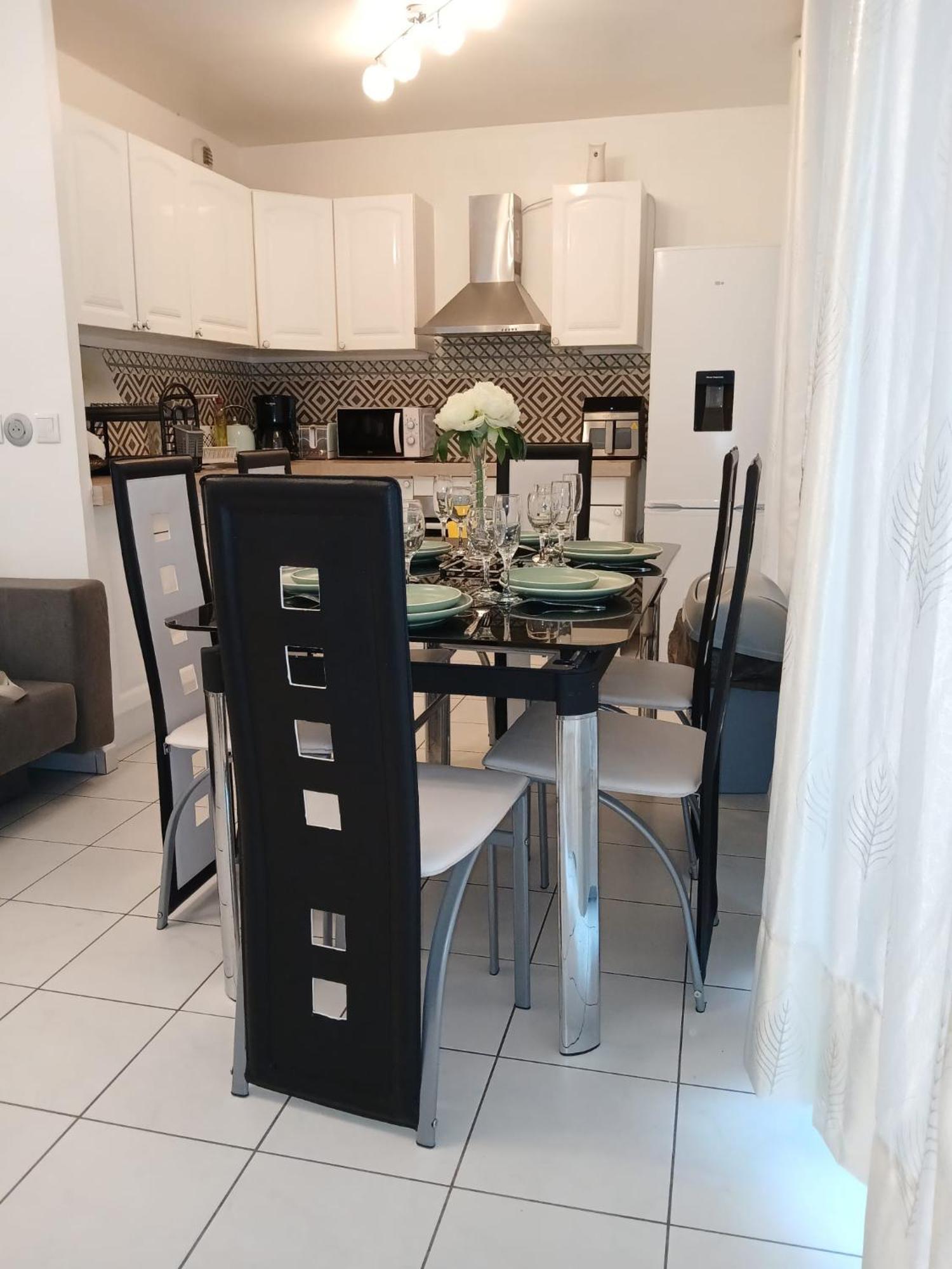 Apart-Chic-Les-Ulis With Balcon, Terrasse And Parking Les Ulis Esterno foto